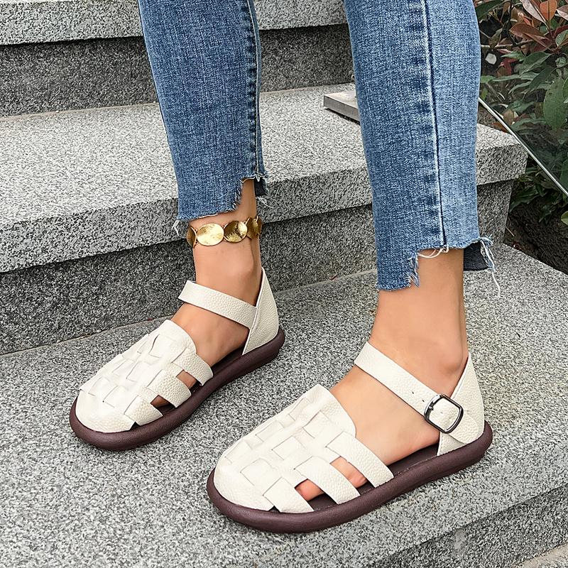 Fashion New Summer Shoes Women Strap Beach Sandals Gladistor Style Flat Heels Shoes Casual Sneakers Female Ladies Sandals