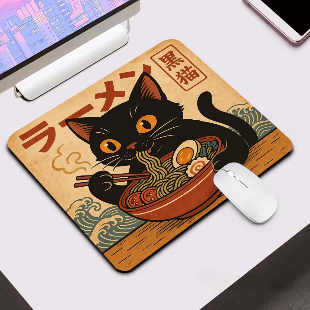 Japanese Cat Eating Ramen kawaiiMouse Pad Square Gaming Accessory Rubber Deskmats Non-Slip Computer Keyboard Mat Laptop Mousepad