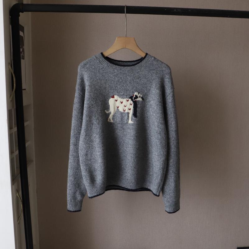 

Женский корейский свитер с круглым вырезом и принтом таксы и сердца - Универсальный топ с цветными блоками One Size серый