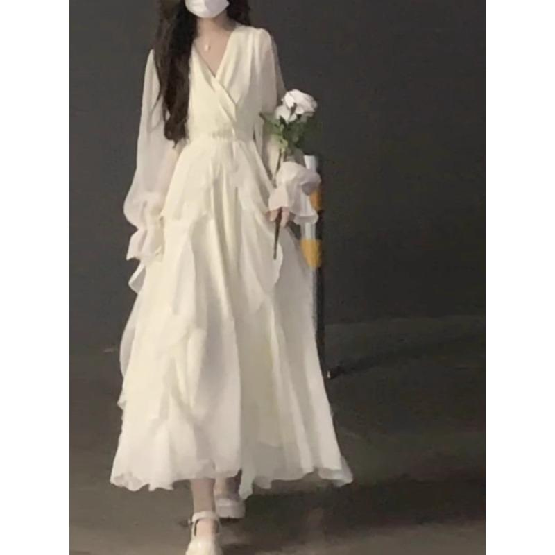 Gentle White Moonlight Dress Fairy Super Fairy High-end French Temperament Early Autumn Pure Apricot Long-sleeved Skirt