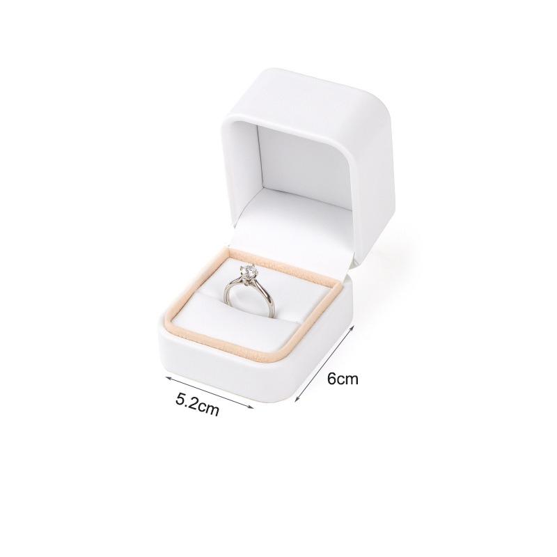 Simple Solid Color Ring Box White PU Leather Proposal Engagement Wedding Ring Box Holiday Gift Packaging Earring Storage Case