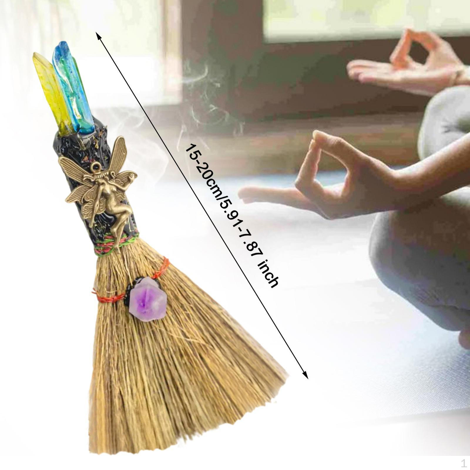 

Подвесная мини-метла для праздничных случаев и декора Multi Color C