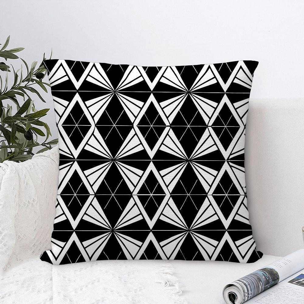 Black And White Geometric Pillow Case Sofa Decorative Home Double-Sided Printing Short Plush Cushion Cover Throw Pillow Cover
