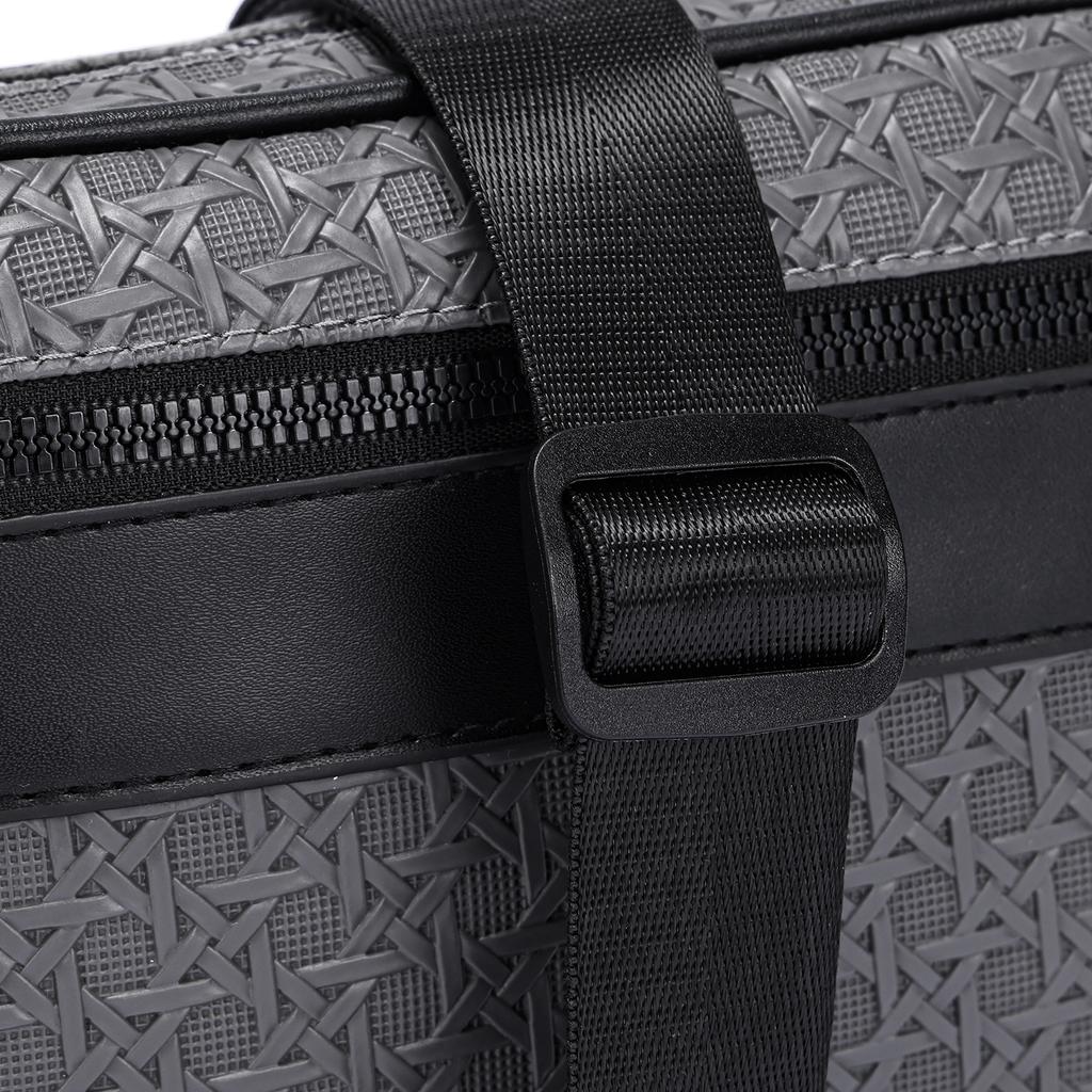 Men's Business Crossbody Bag – Soft PU Leather Shoulder Bag with Adjustable Strap for Work & Travel
