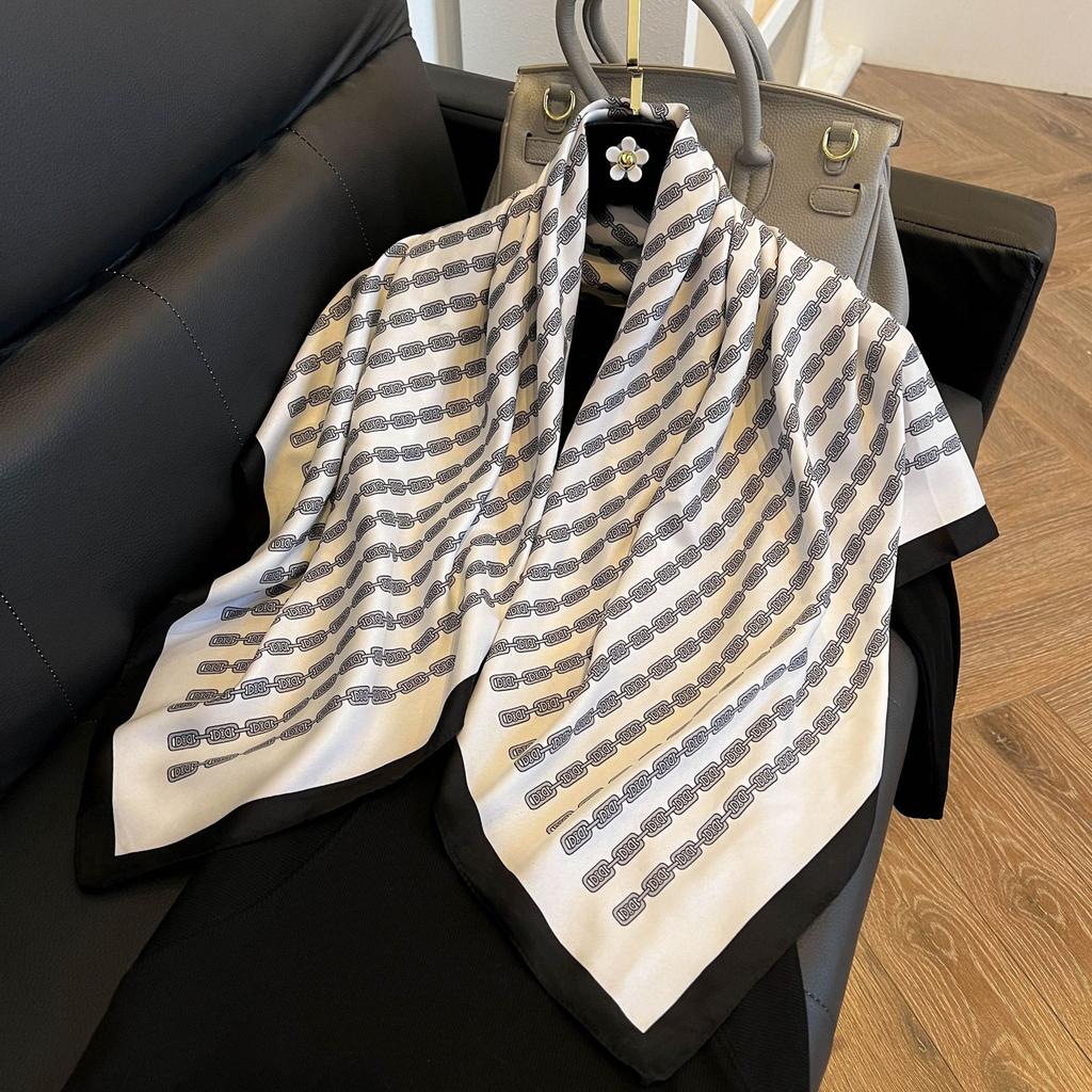 New 91 square scarf silk scarf female alphabet printing four seasons fashion landscape painting retro printing square scarf versatile
