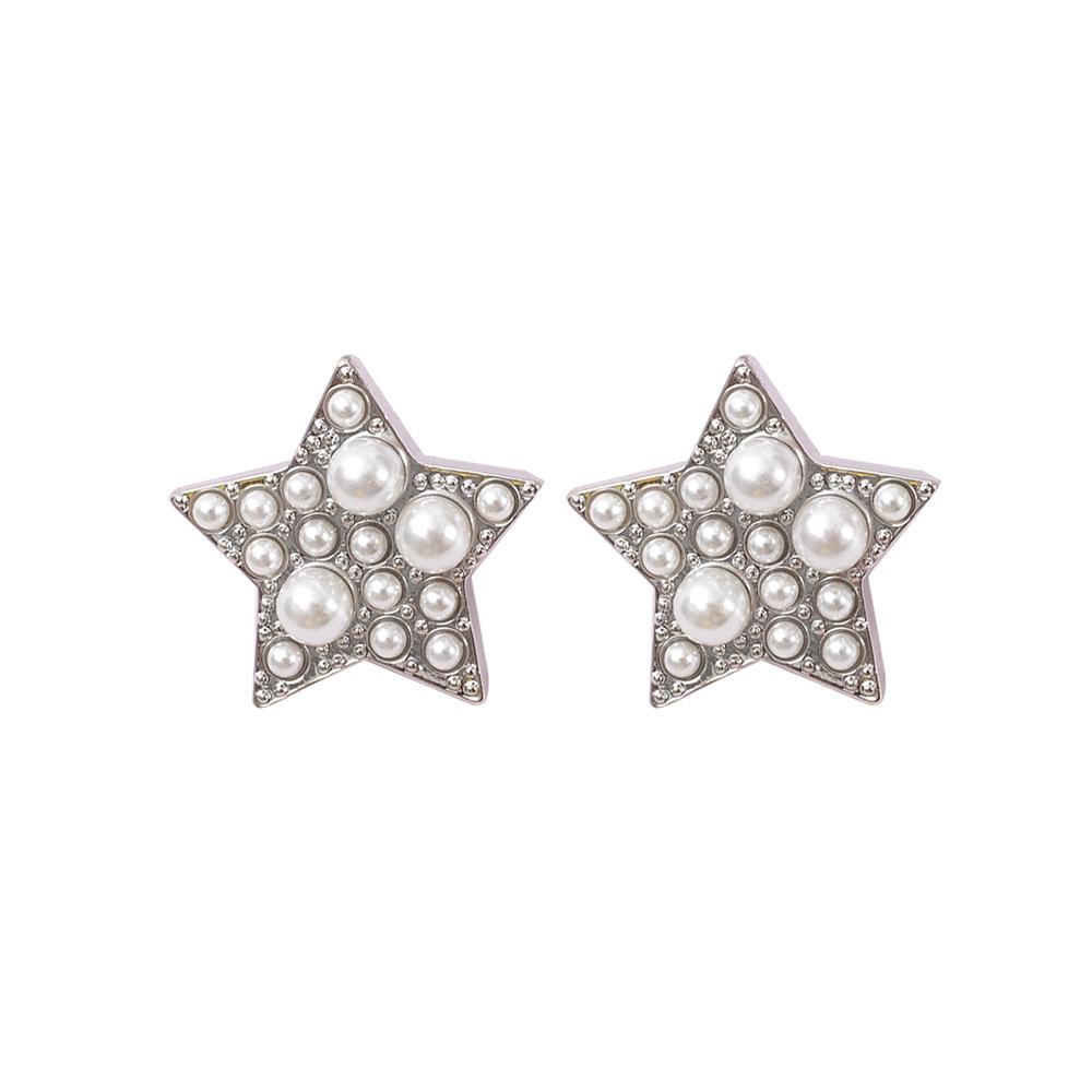 Korean Style Retro Women's Zinc Alloy and Imitation Pearl Star Stud Earrings