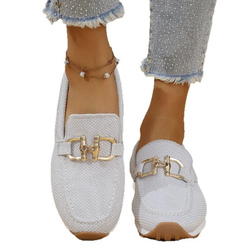 Women’s Round Toe Slip-On Loafers, Plus Size Casual Flats with Metal Buckle