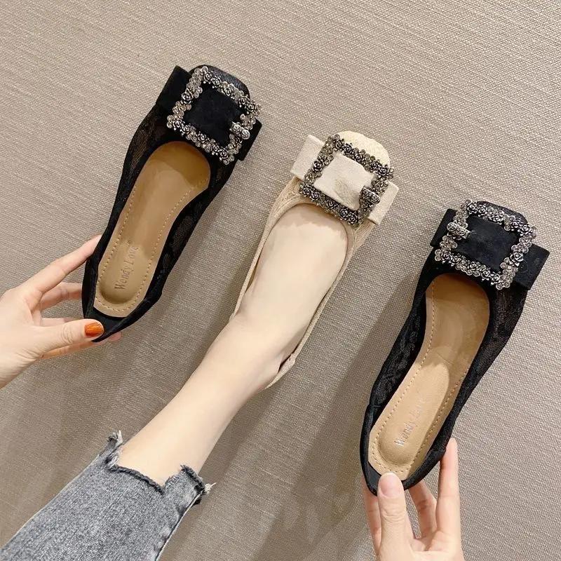 Fashion Chic and Elegant Hollow Summer Women's Flat Shoes 2025 Casual Cheap Liquidation High Quality Fashion 39 Popular Ladies Footwear