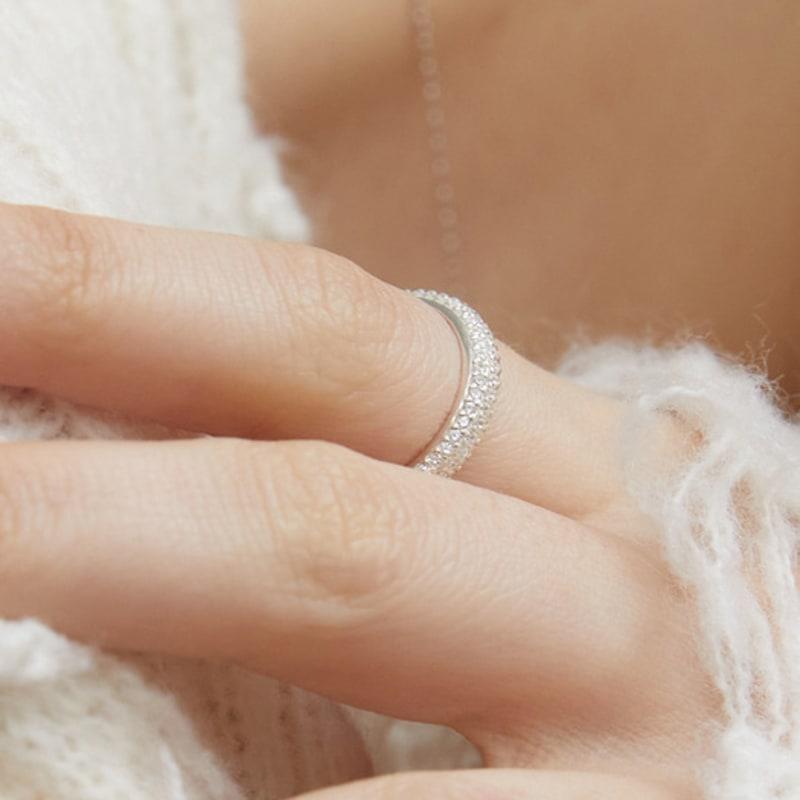 GETMEBLING round cubic ring