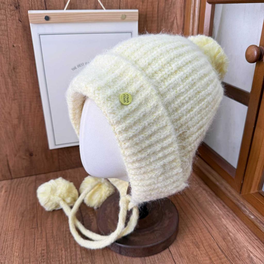 South Korea's new cute hairball ear protection knitted hat women's autumn and winter thickened warm face small pullover wool hat versatile