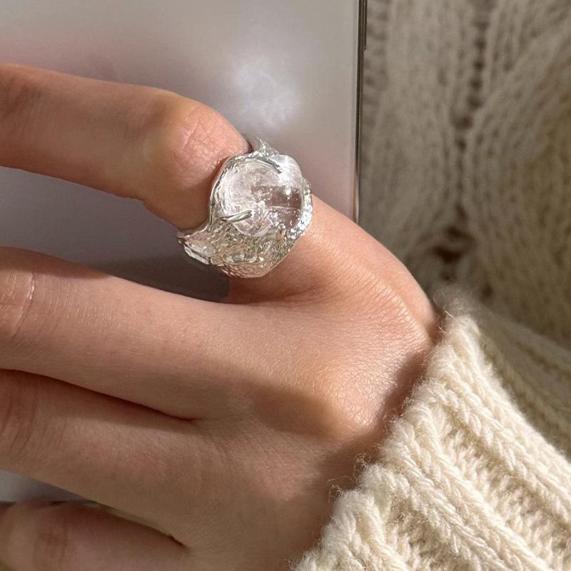 Trendy Modern Womens Ring With Unique Cracked Ice Crystal And Adjustable Fit