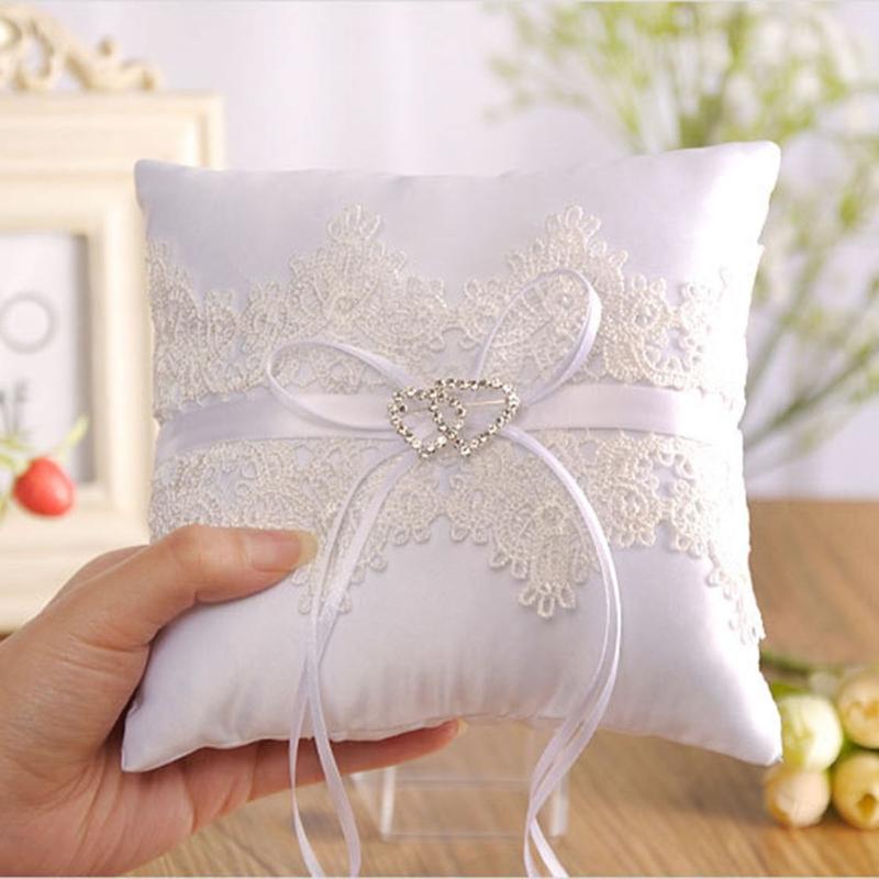 15cm Elegant Double Heart Rings Cushion Decor Delicate Lace Rings Pillow Bridal Rings Pillow for Wedding Dating Ceremony