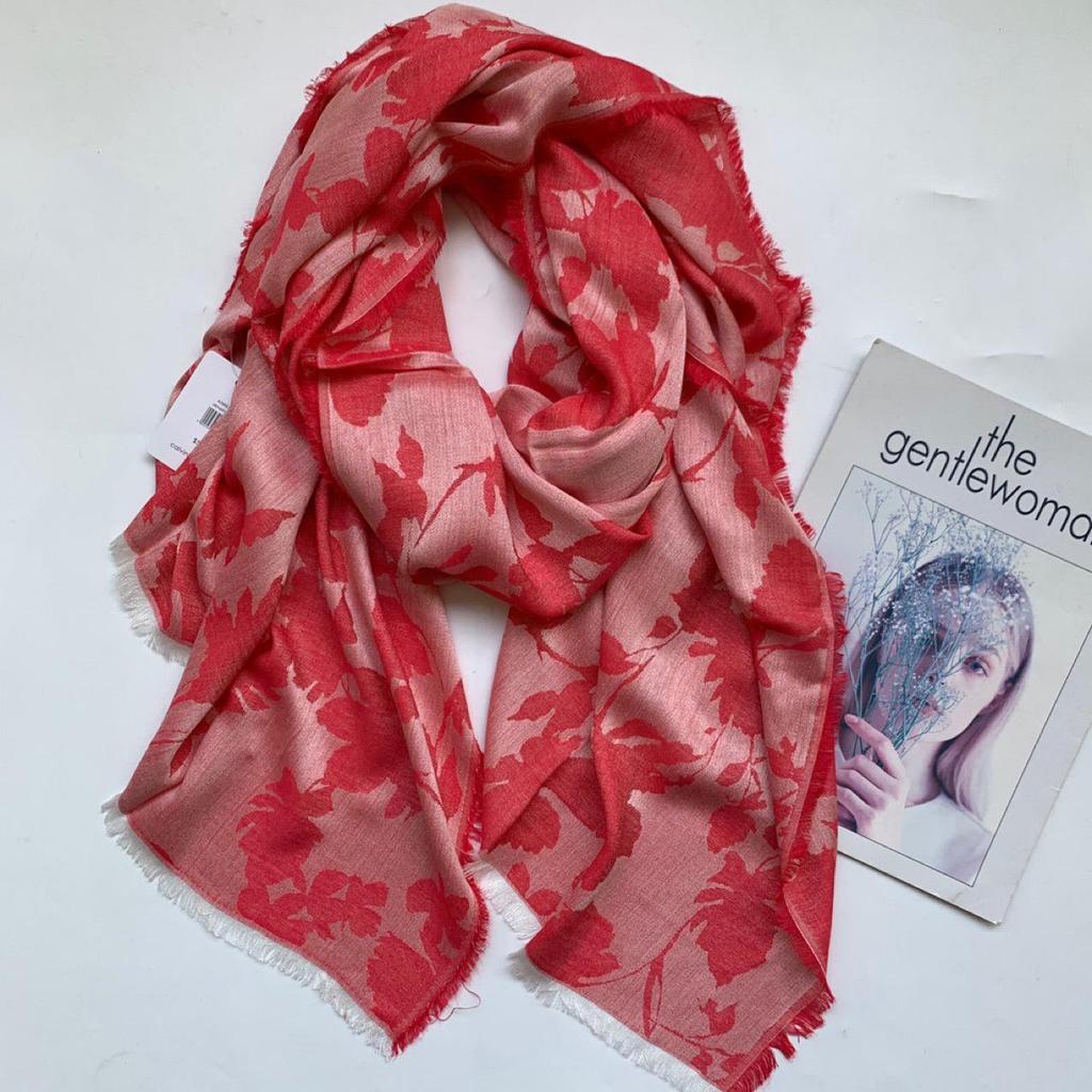 Elegant Floral Jacquard Woven Scarf Shawl for Europe and America