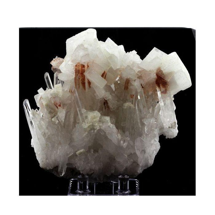 Pierres et Minéraux. Quartz + Baryte. 2989.0 ct. Hunan, Chine..