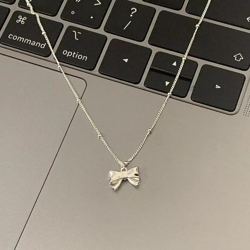

Bow Necklace Female Niche Design Simple Fashion Superior Sense Collarbone Chain Gift To Girls