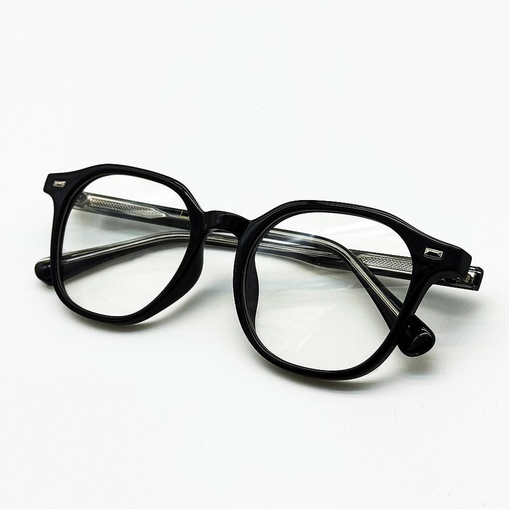 Lapeullolida Wales Black Horn-Rimmed Glasses