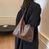 Retro Autumn New Large Capacity 2025 New Korean Version Fashion Solid Color Casual Commuting Shoulder Tote Bag Women