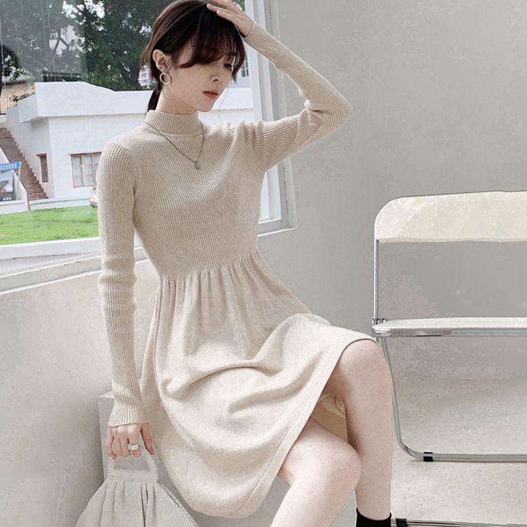 Schwarzes Wollkleid im Hepburn-Stil mit halbhohem Kragen für Herbst/Winter