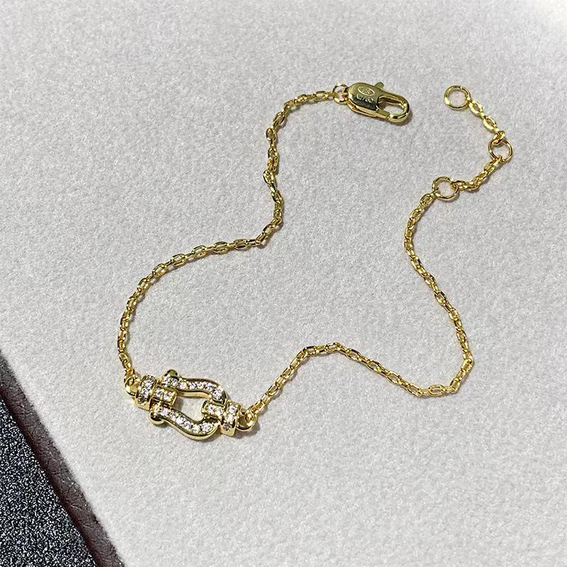 Женское высококлассное ожерелье с позолоченной подковой и набор бриллиантовых браслетов