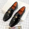 New Designer British Pointed Metal Badge Wedding Dress Leather Shoes Moccasins Prom Homecoming Party Footwear Zapatos Hombre
