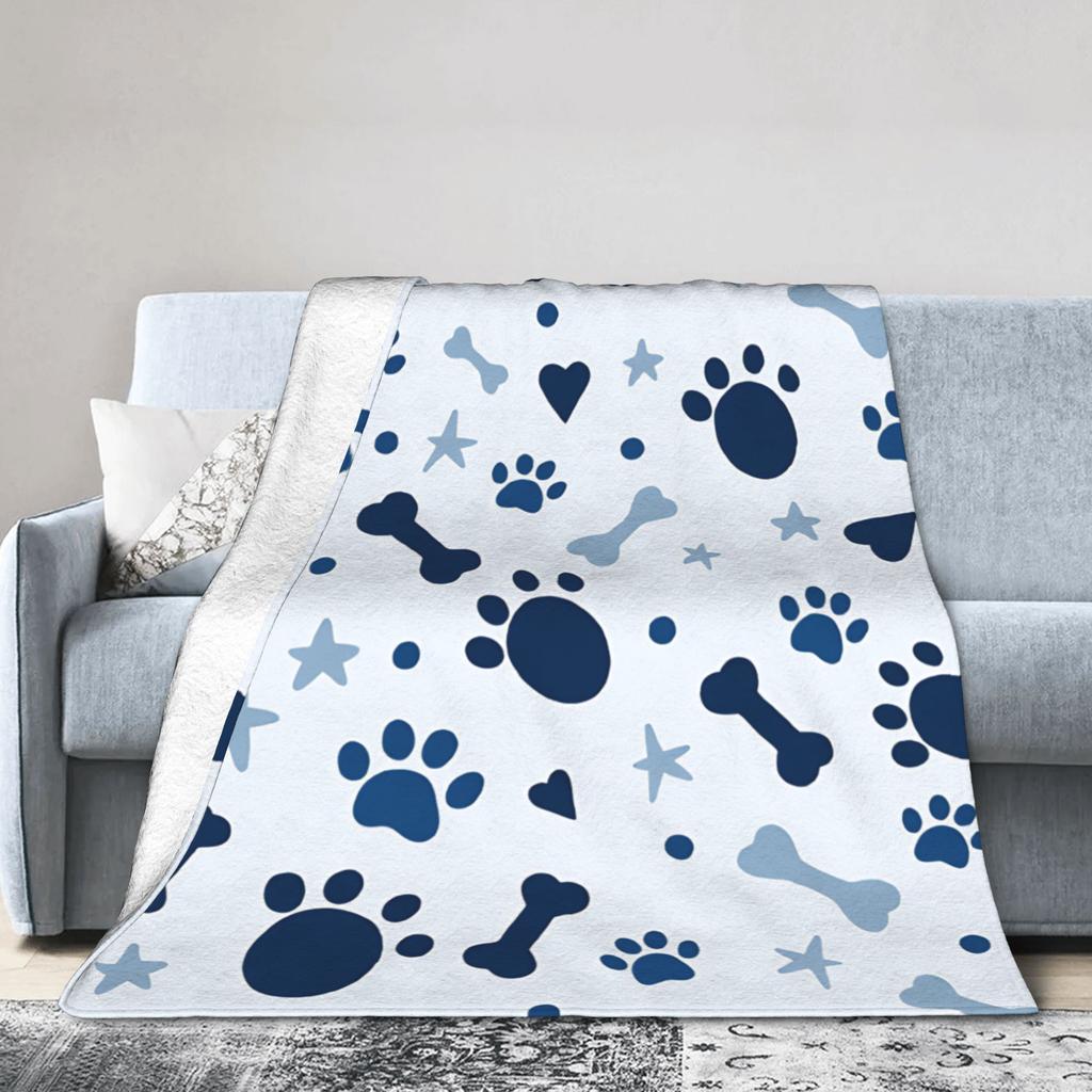 Dog Paw Print and Bone Flannel Blankets Winter Warm Soft Throw Blanket Living Room Pattern Bedspread Sofa Bed Cover