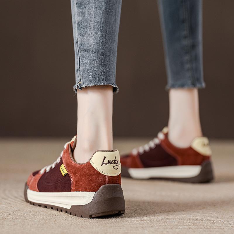 

Нишевый дизайн, не устаешь долго стоять, четыре сезона обычные папины кроссовки 2025 осень и зима новая дофаминовая цветовая гамма кеды 35 бордовый