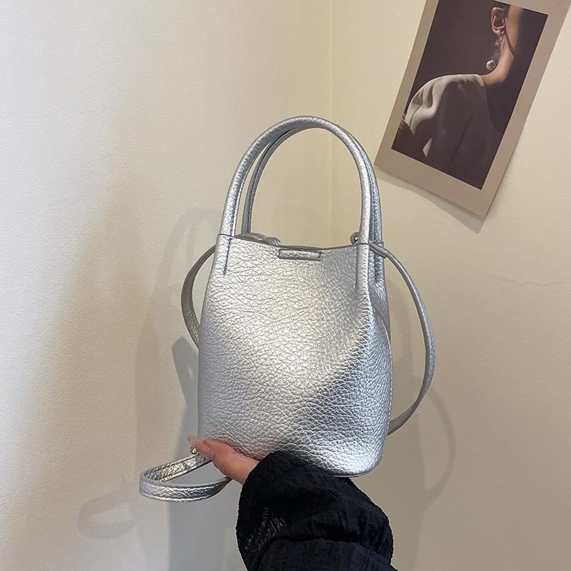 Bucket Bag 2025 New Women's Summer Simple and Versatile Texture Fashion Portable Shoulder Messenger Bag Bag
