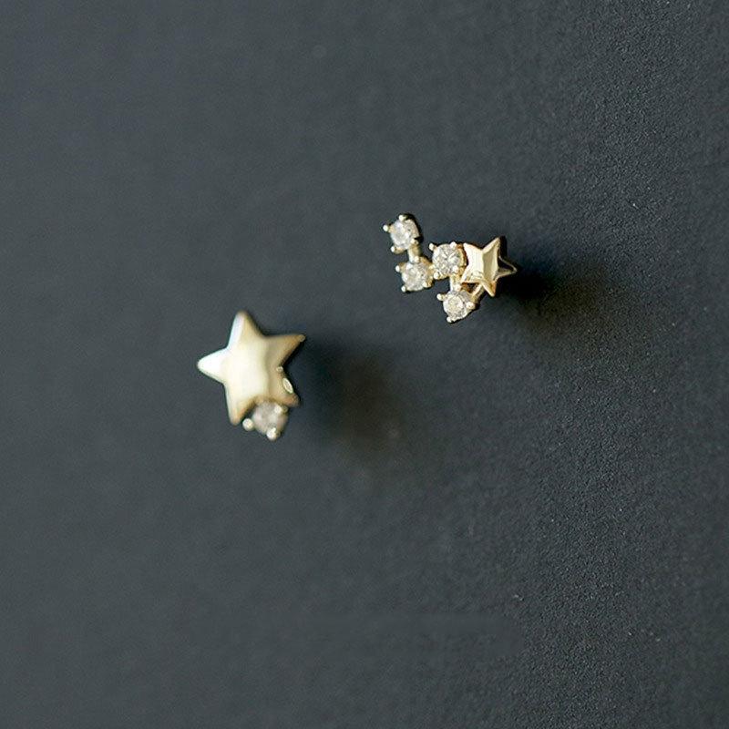 Niche Design, Asymmetric Mini Earrings, Star Style, Japanese and Korean Student Earrings for Women