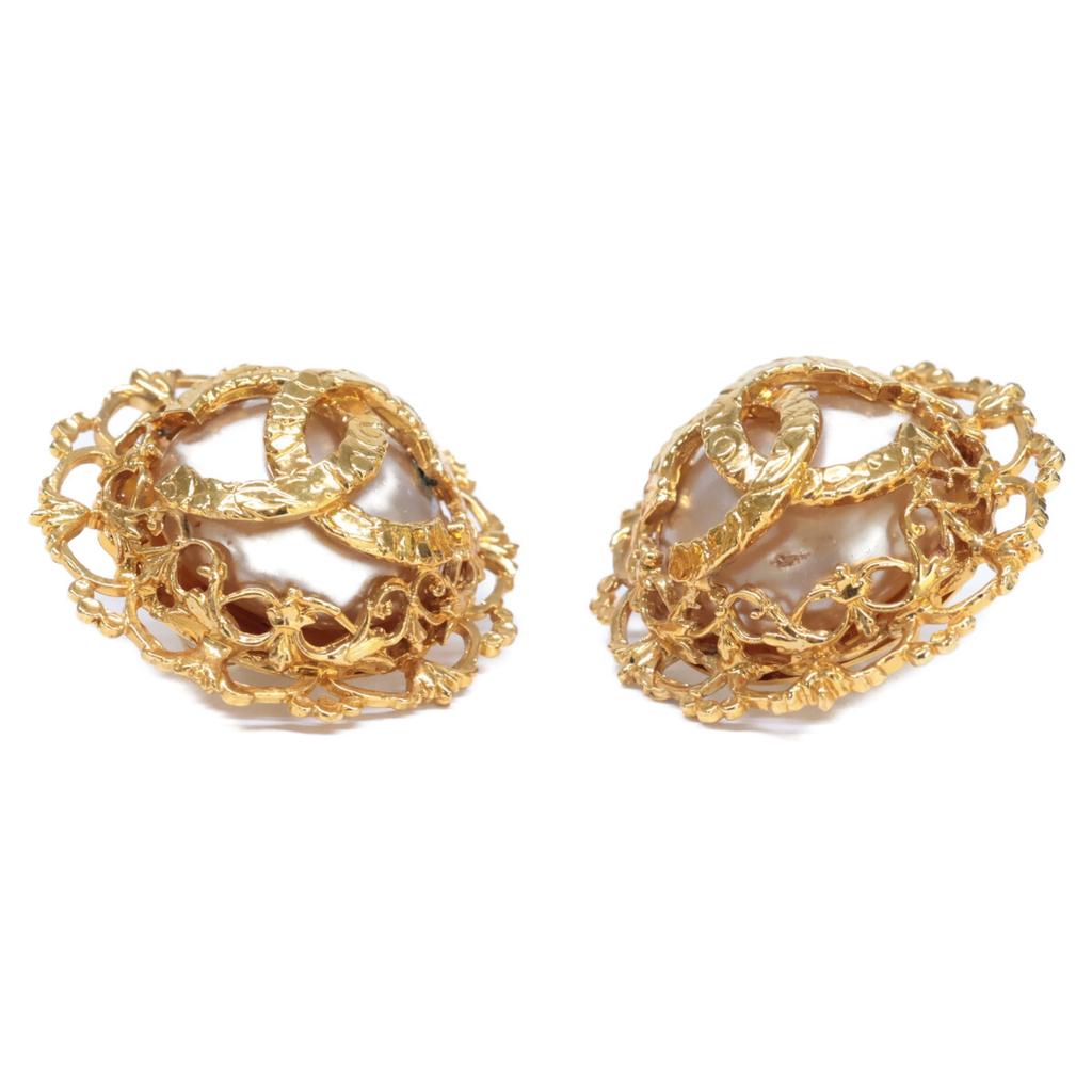 CHANEL 2 9 Vintage CC Logos Faux Baroque Pearl Lava Earring goldUsed