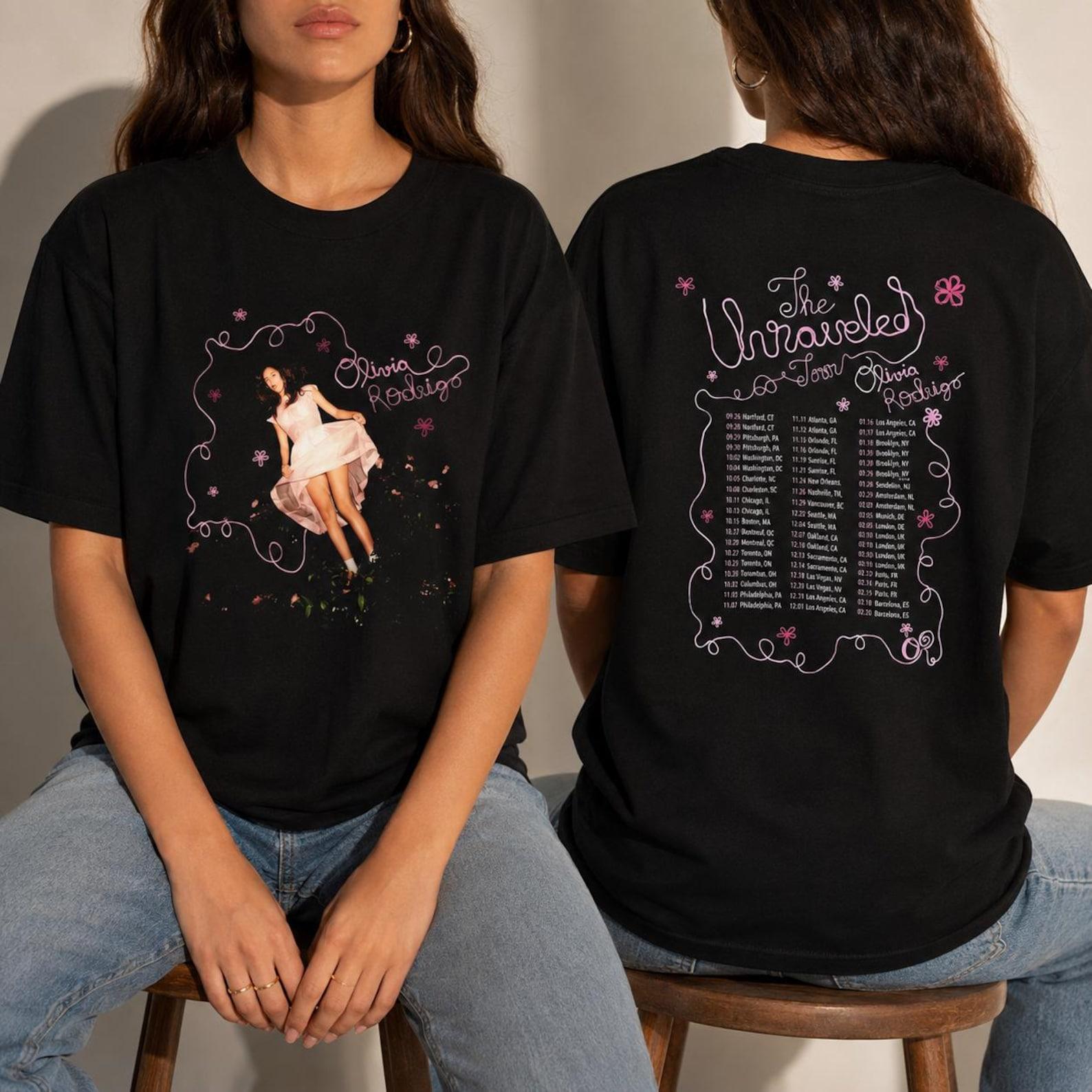 Olivia Rodrigo Tour Shirt, Olivia Rodrigo The Unraveled 2026 ConcerT-Shirt, Olivia Rodrigo Fan Gift, Olivia Rodrigo Merch, Olivia Pop Shirt M