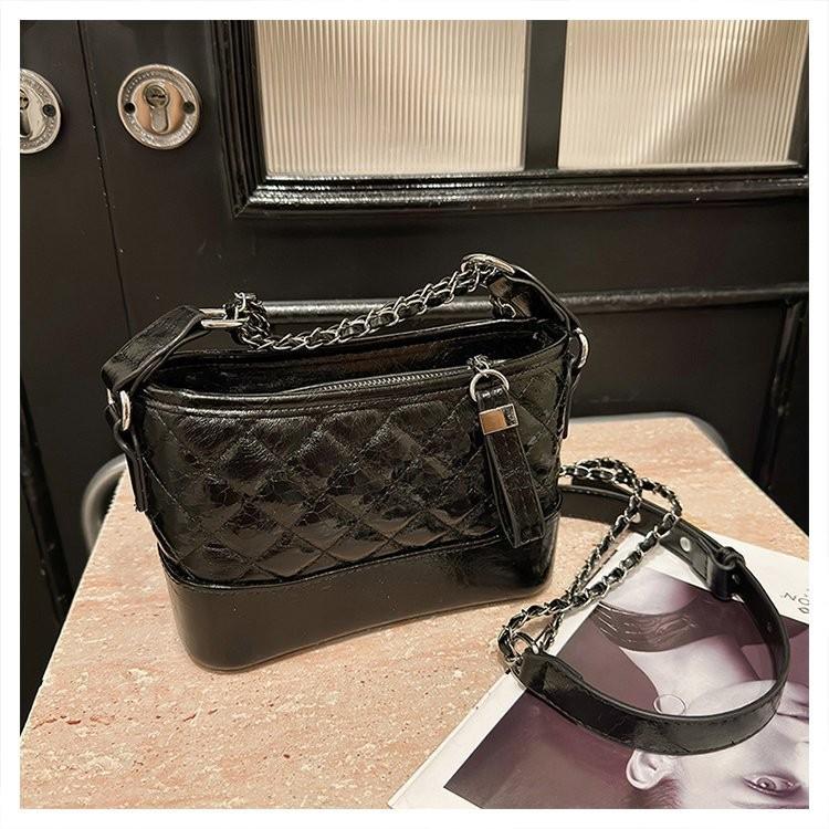 Ielgy Noble Elegant Fashion Bag Western Style All-Match Solid Color Straying Bag Chain Diagonal Bag