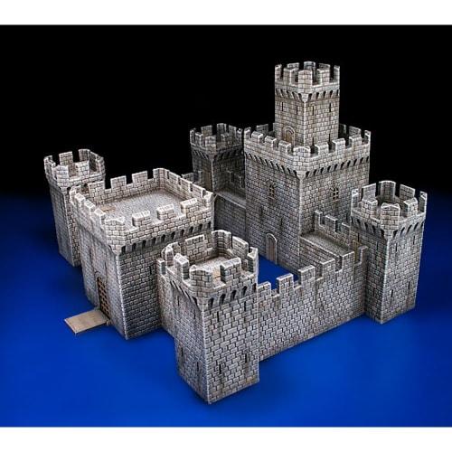 Miniart 1/72 Medieval Castle Plastic Model MA72005
