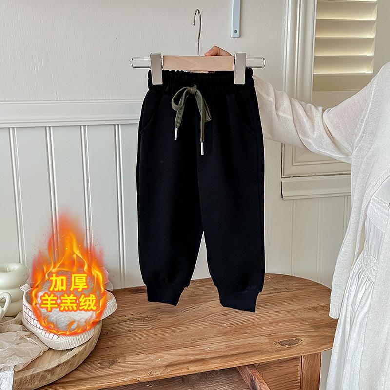 Kinder Herbst- und Winter-Sweathose, lockere und vielseitige lässige Sporthose für Jungen und Mädchen, Baby-Plüsch-Langhose