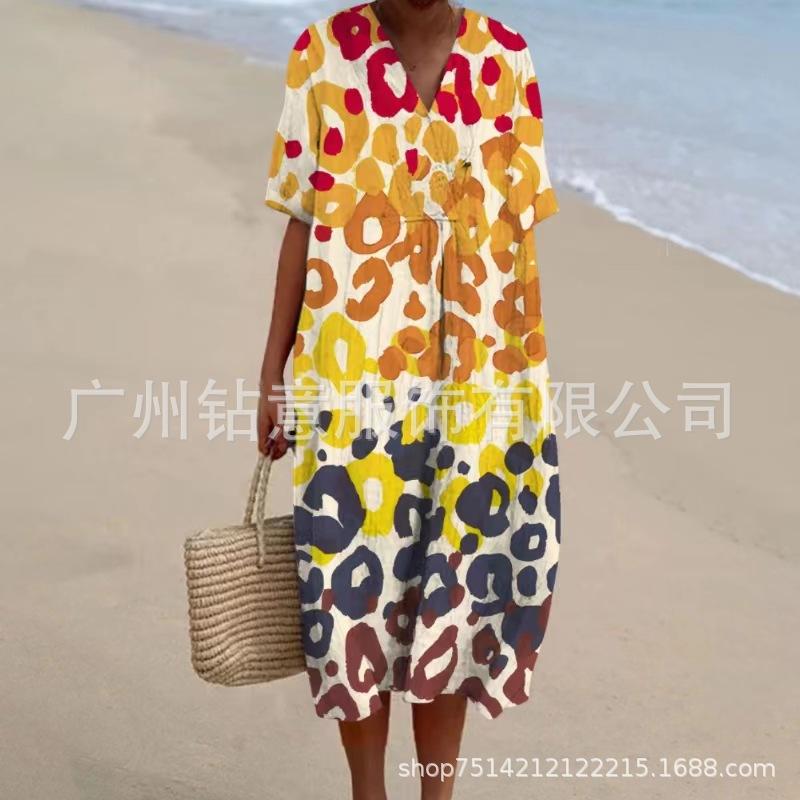 New Loose Casual Comfortable V-neck Digital Printing Pleated Large Version Dress
