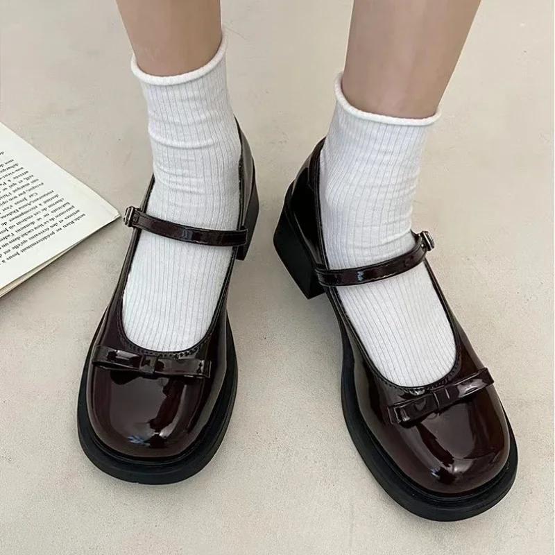 Round Toe Mid Heel Women Shoes 2024 Spring New Black Patent Leather Mary Jane Shoes Japanese Lolita Women's Pumps Zapatos Mujer