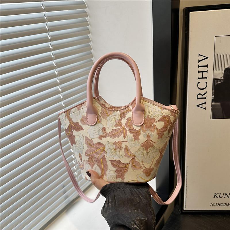 Simple Women's Bag Chinese Style Women's Messenger Bag Retro Shoulder Bag 2025 Summer with Fashionable and Simple Square