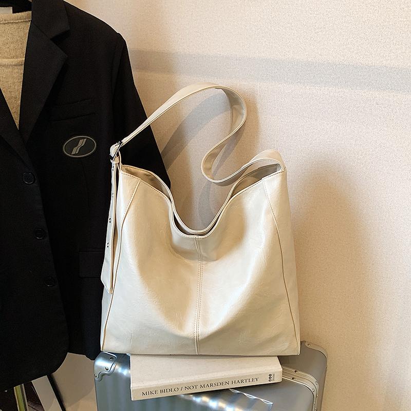 Vintage Commuter Bag Women's Large Capacity Underarm Bag Single Shoulder Messenger Bag