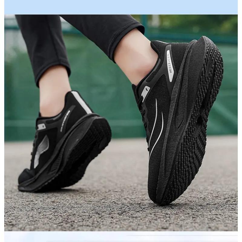 Men's Running Shoes Breathable Mesh Lace-up Athletic Sneakers Lightweight Cushioning Sports Footwear
