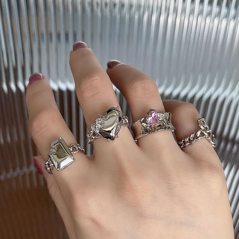 Heart Geometric Exquisite Ring In White Gold Plating Perfect For Gifts And Occasions Special