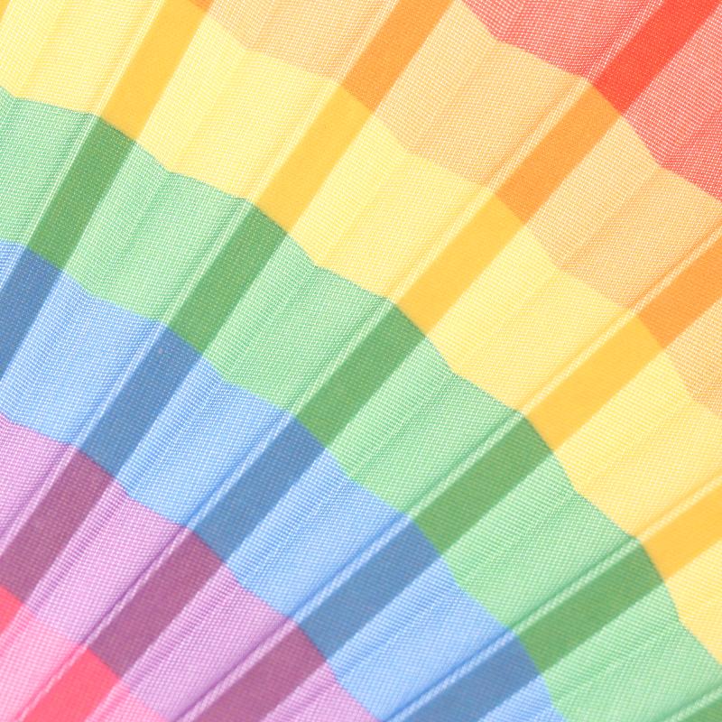 Handlicher Regenbogen Großer Faltfächer Spanischer Stil Faltbarer Tragbarer Fächer für Damen Partys Bühne Tanz Kühlung im Freien