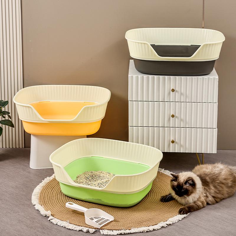 Extra Large Semi-Enclosed Bathtub-Style Cat Litter Box with Scoop