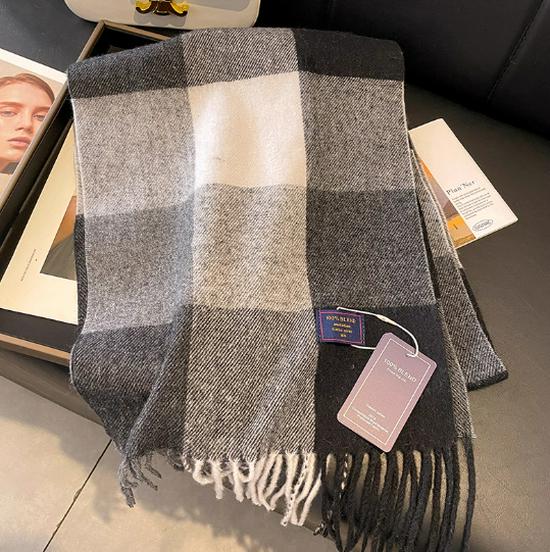 Women's Classic British Style Black & White Plaid Scarf, Winter Imitation Cashmere Shawl, Dual-Use Chessboard Design for Couples