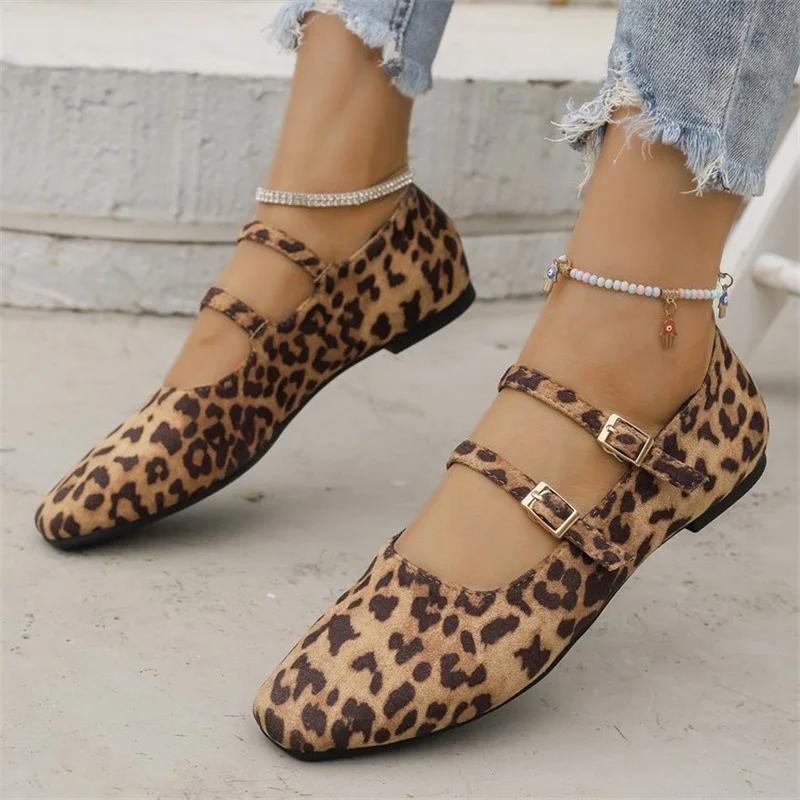 

Модная женская обувь 2025 Бренд Ремешок с пряжкой Женские балетки Модный леопардовый принт Повседневные балетки Женская горячая распродажа Квадратный носок Плоские Низкий каблук 36