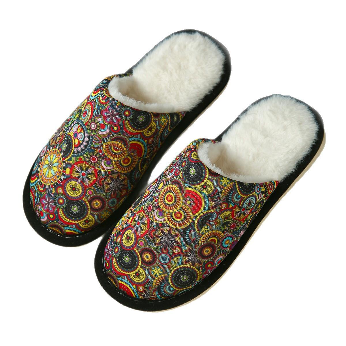 

Зимние однотонные тапочки с толстой подошвой, противоскользящие, легкие и теплые, женские, модные повседневные тапочки, богемные цветочные махровые тапочки 40-41