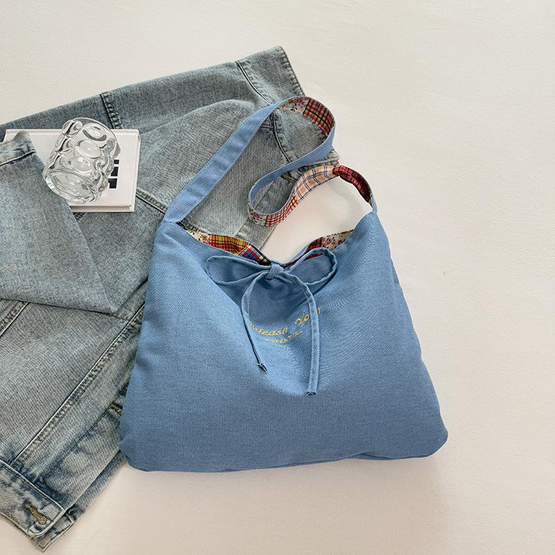 Contrasting Color Large-capacity Women's Bags, New Versatile Casual Shoulder Bags, Niche High-end Commuter Tote Bags