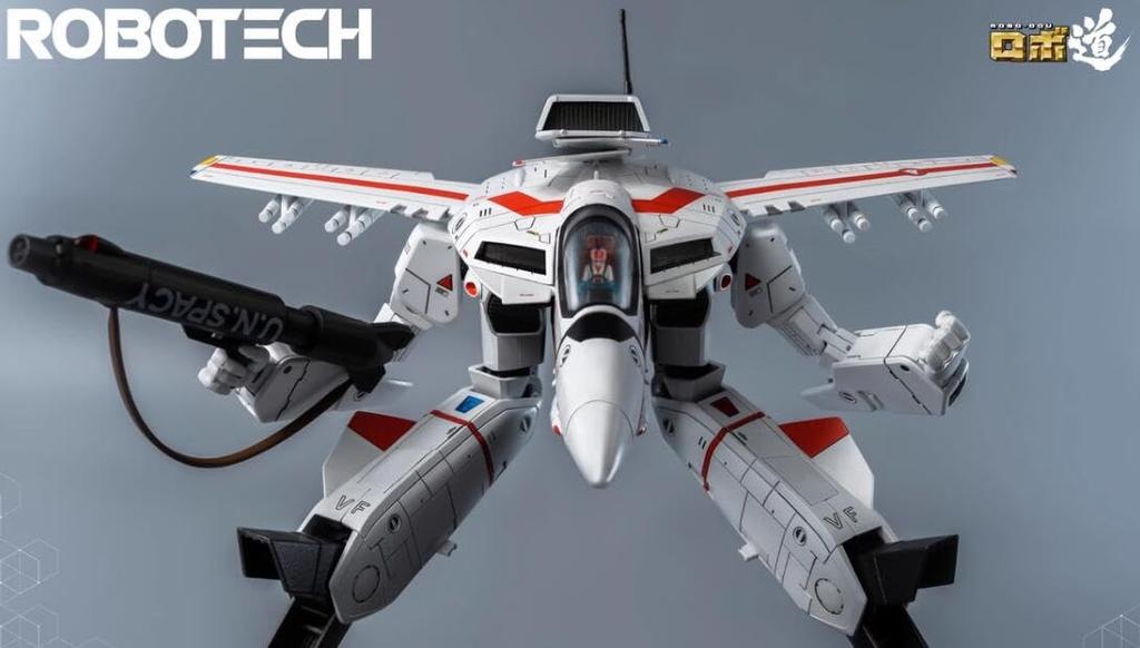 AC" ThreeZero Macross 8-inch ROBO-DOU VF-1J Rick Hunter Robot Armored Transforming Action Figure (Complete)