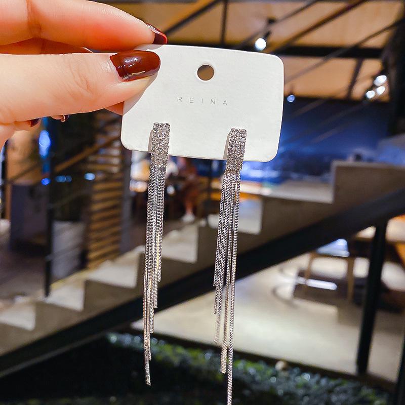 Diamond Crystal Star Tassel Pearl Earrings: Luxurious High-end Fashion Studs