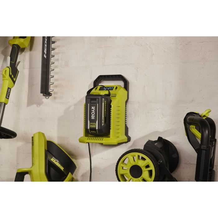 Chargeur - RYOBI - 36 V ultra rapide 10 A - Variation du courant de charge en fonction de la batterie - Ecran LCD