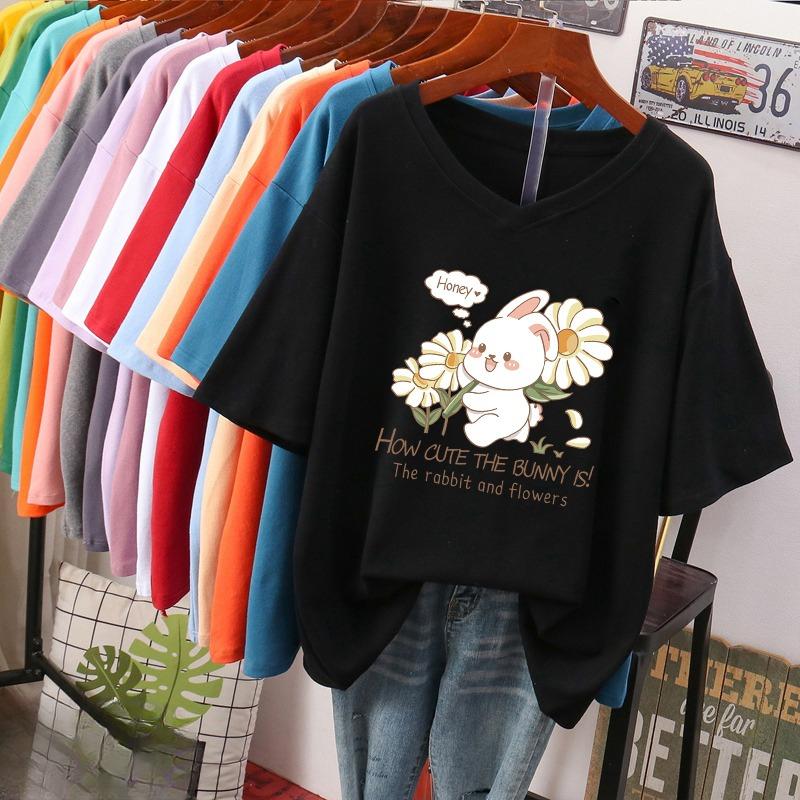 Dámské tričko s krátkým rukávem, volného střihu, zeštíhlující top s potiskem a výstřihem do V