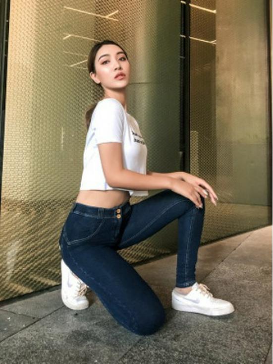 Jeansy Denimowe Peach Lift z Niskim Stanem dla Kobiet - Seksowne Spodnie Fitness z Trendu TikTok